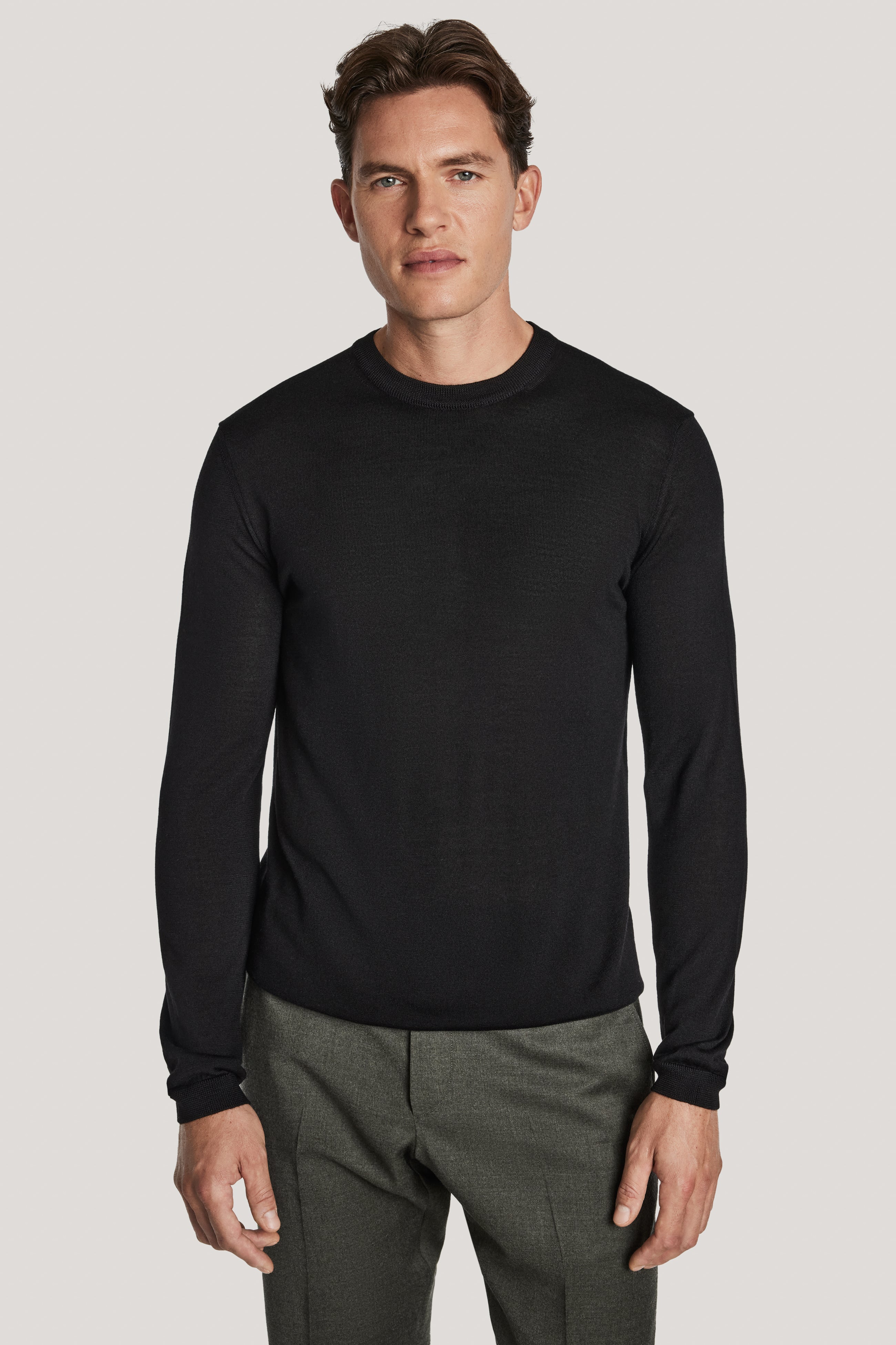 Alt view Black Long Sleeve Crew Neck
