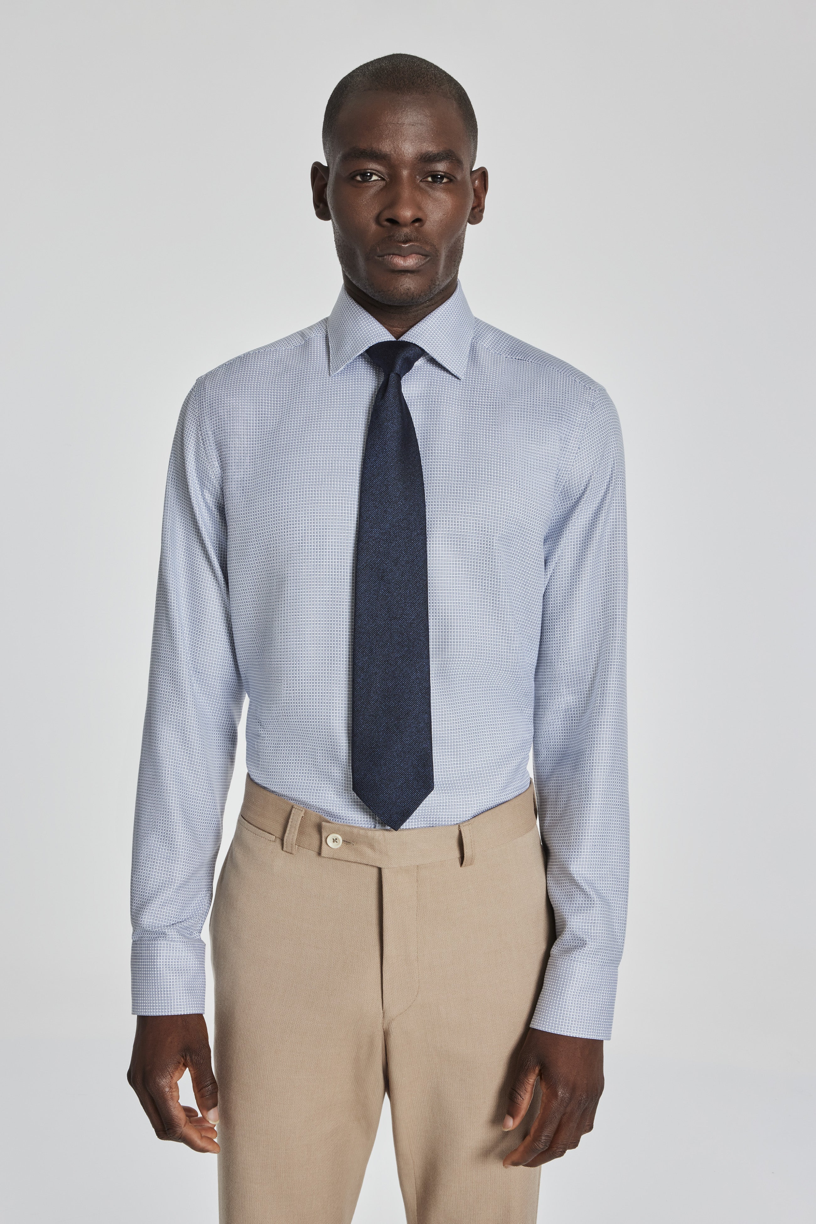 Vue alternative Grosvenor chemise habillée en coton tissé géométrique en bleu marine