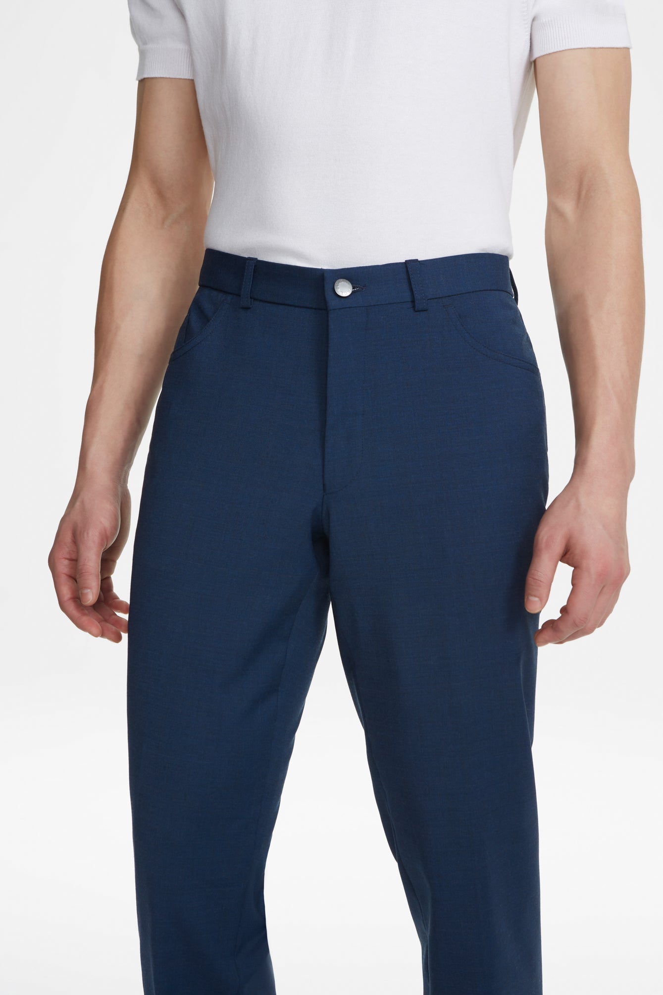 Vue alternative Pantalon de voyage à 5 poches bleu marine uni Sage